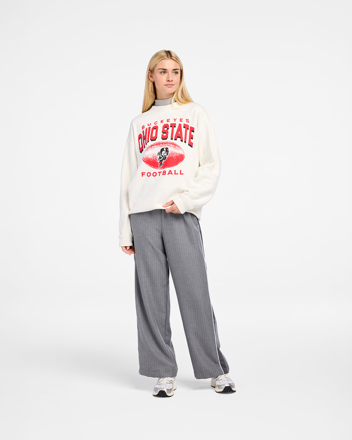 OHIO STATE BUCKEYES VINTAGE ARCH CLOUD '47 OVERSIZED CREW WOMENS SANDSTONE