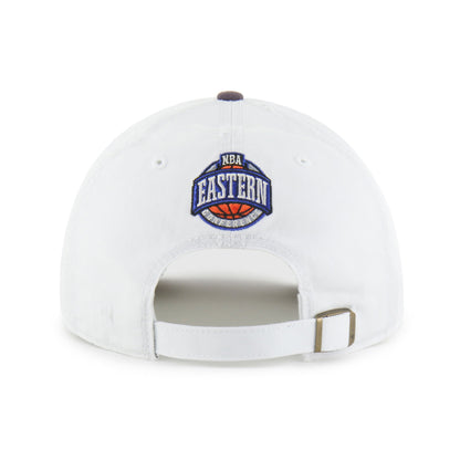 PHILADELPHIA 76ERS HARDWOOD CLASSICS WORN SCRIPT '47 CLEAN UP MF MID FIT WHITE